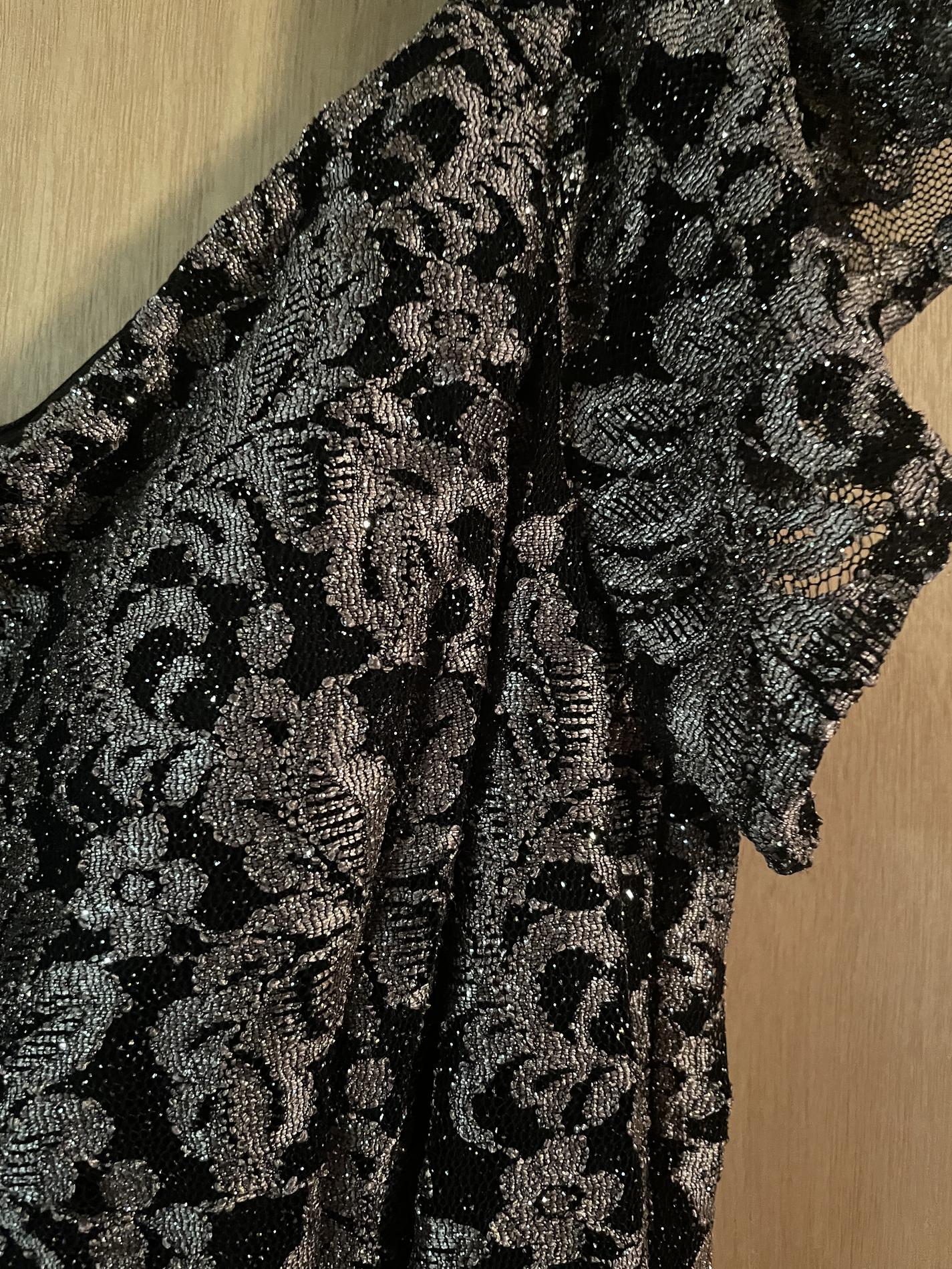 Nightway Size 10 Lace Black Floor Length Maxi on Queenly