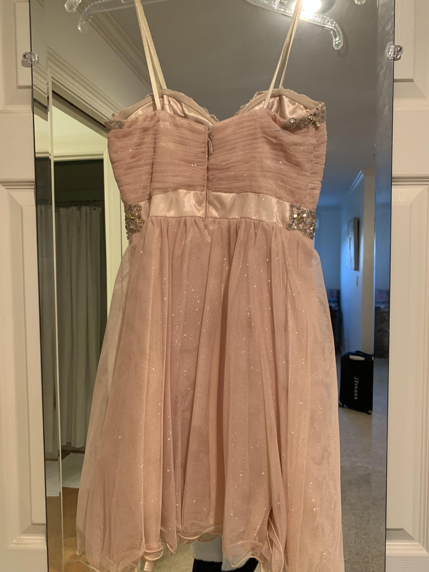 Size 2 Light Pink Cocktail Dress on Queenly
