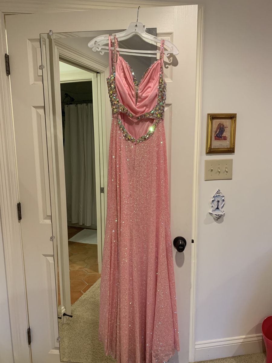 Size 6 Prom Pink Side Slit Dress on Queenly