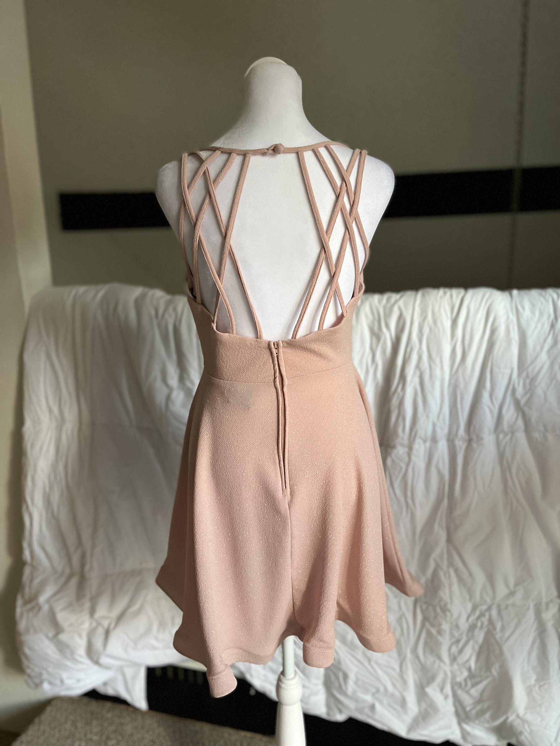 B. Darlin Size 10 Pink Cocktail Dress on Queenly