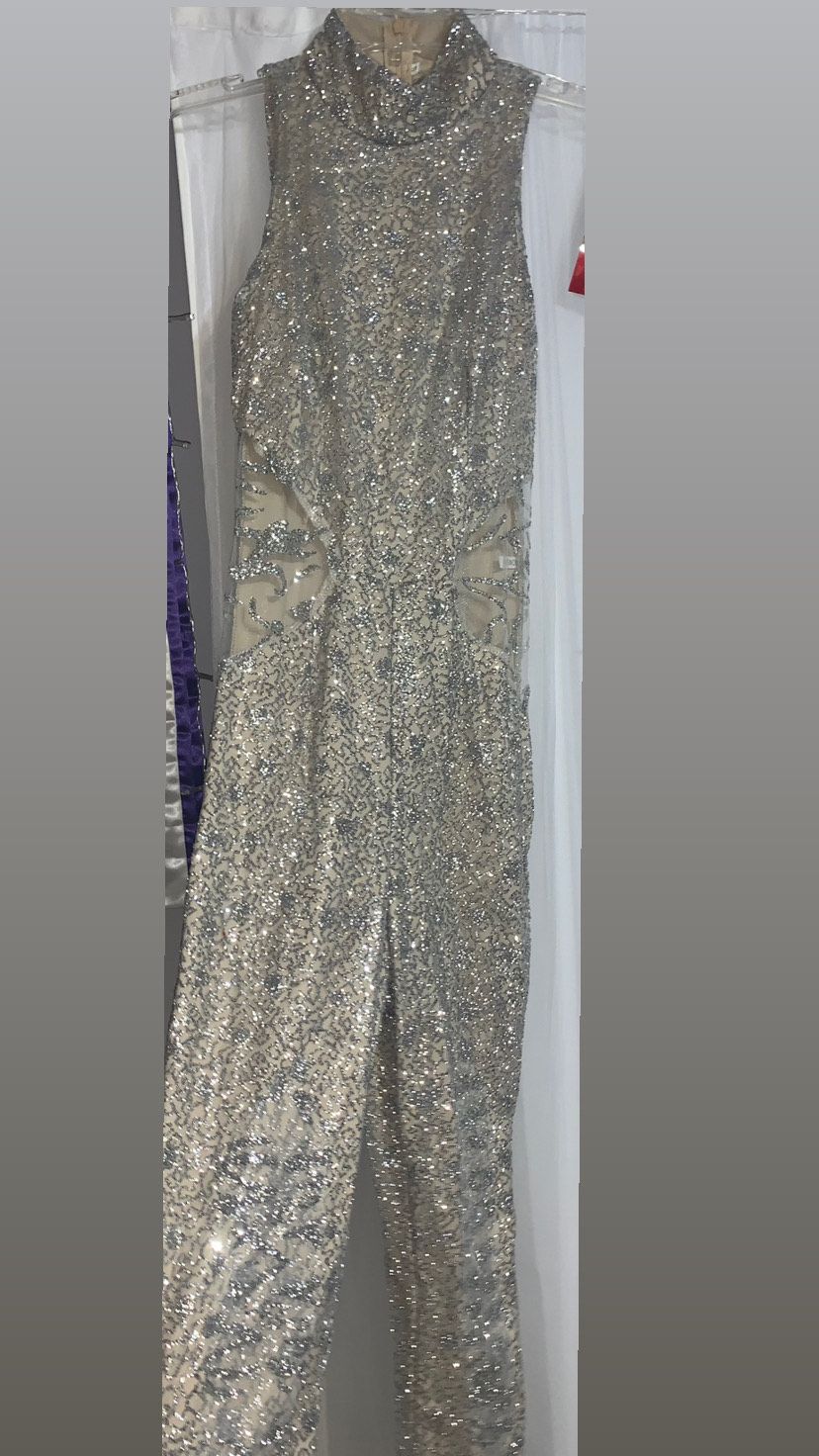 Size 2 Sheer Silver Formal Jumpsuit on Queenly