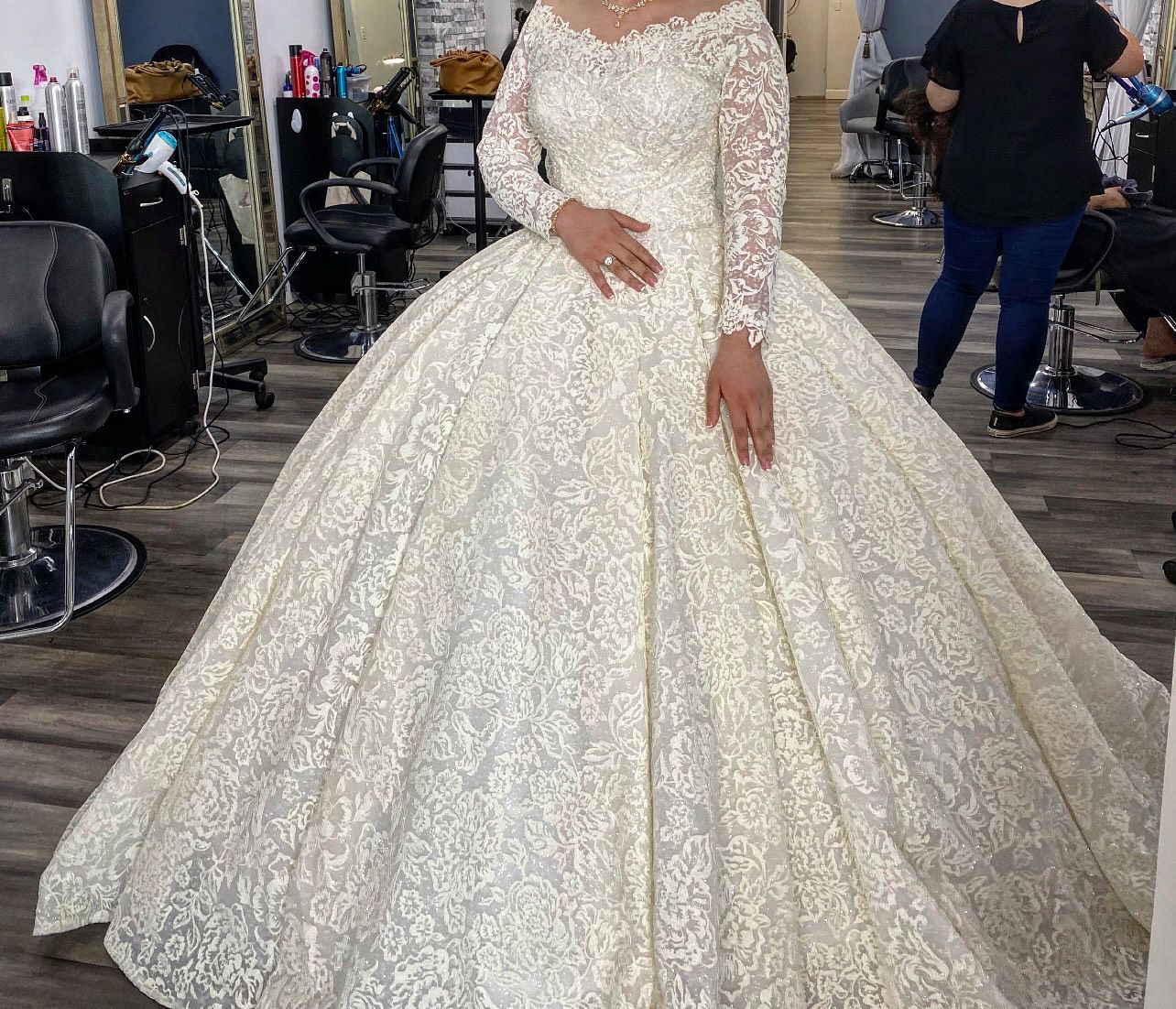 Size 8 White Ball Gown on Queenly
