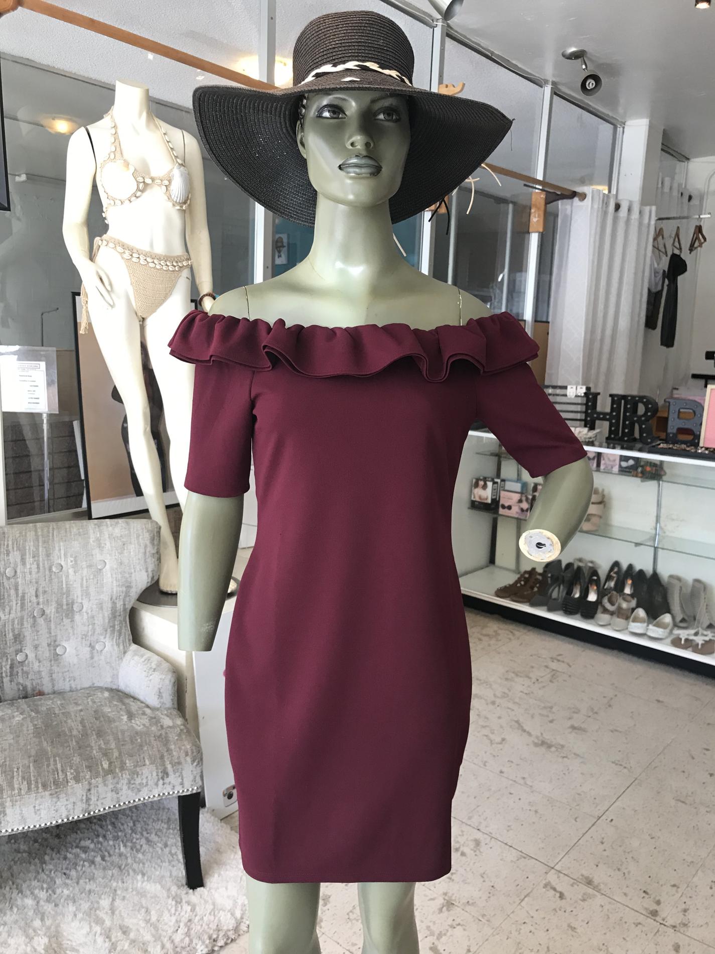 Size 14 Burgundy Red Cocktail Dress on Queenly