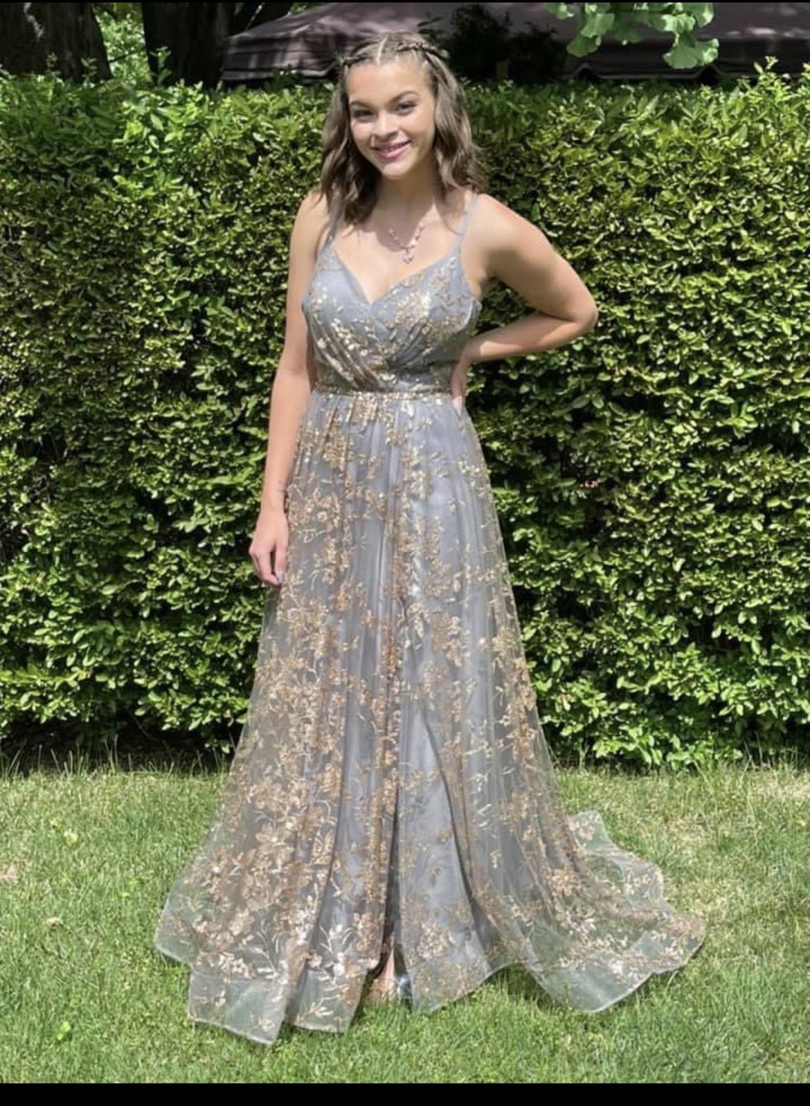 Size 6 Prom Sequined Rose Gold Floor Length Maxi on Queenly