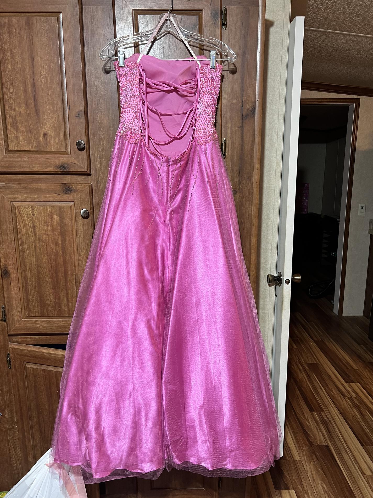 Size 8 Prom Strapless Sequined Pink Ball Gown on Queenly
