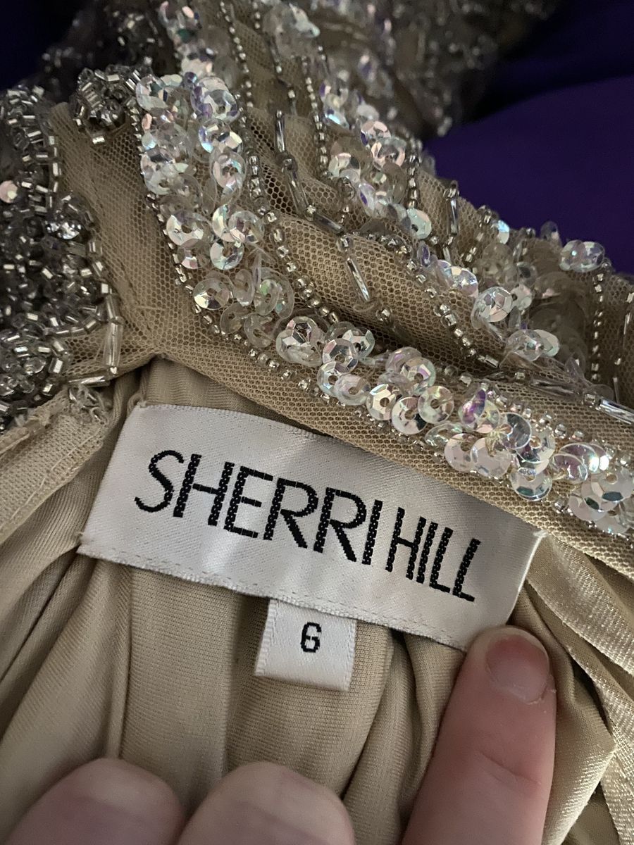 Sherri Hill Size 6 Prom High Neck Sequined Nude Side Slit Dress on Queenly