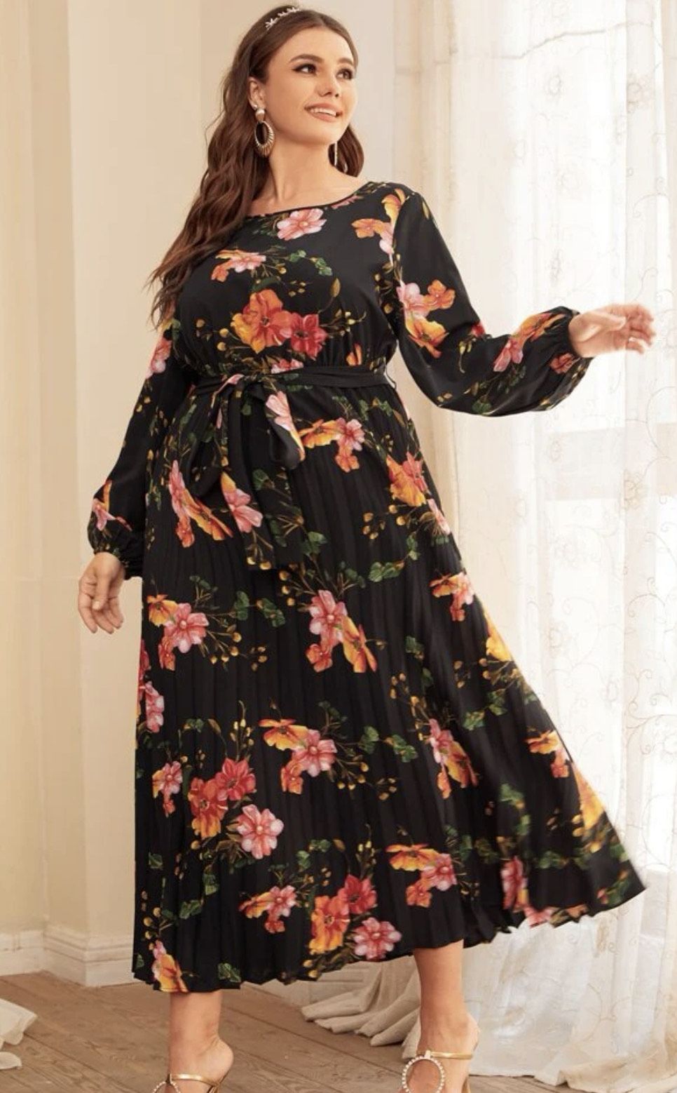 Plus Size 18 Long Sleeve Floral Multicolor Floor Length Maxi on Queenly
