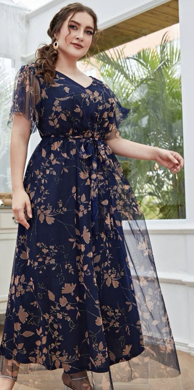 Plus Size 16 Floral Navy Multicolor Floor Length Maxi on Queenly
