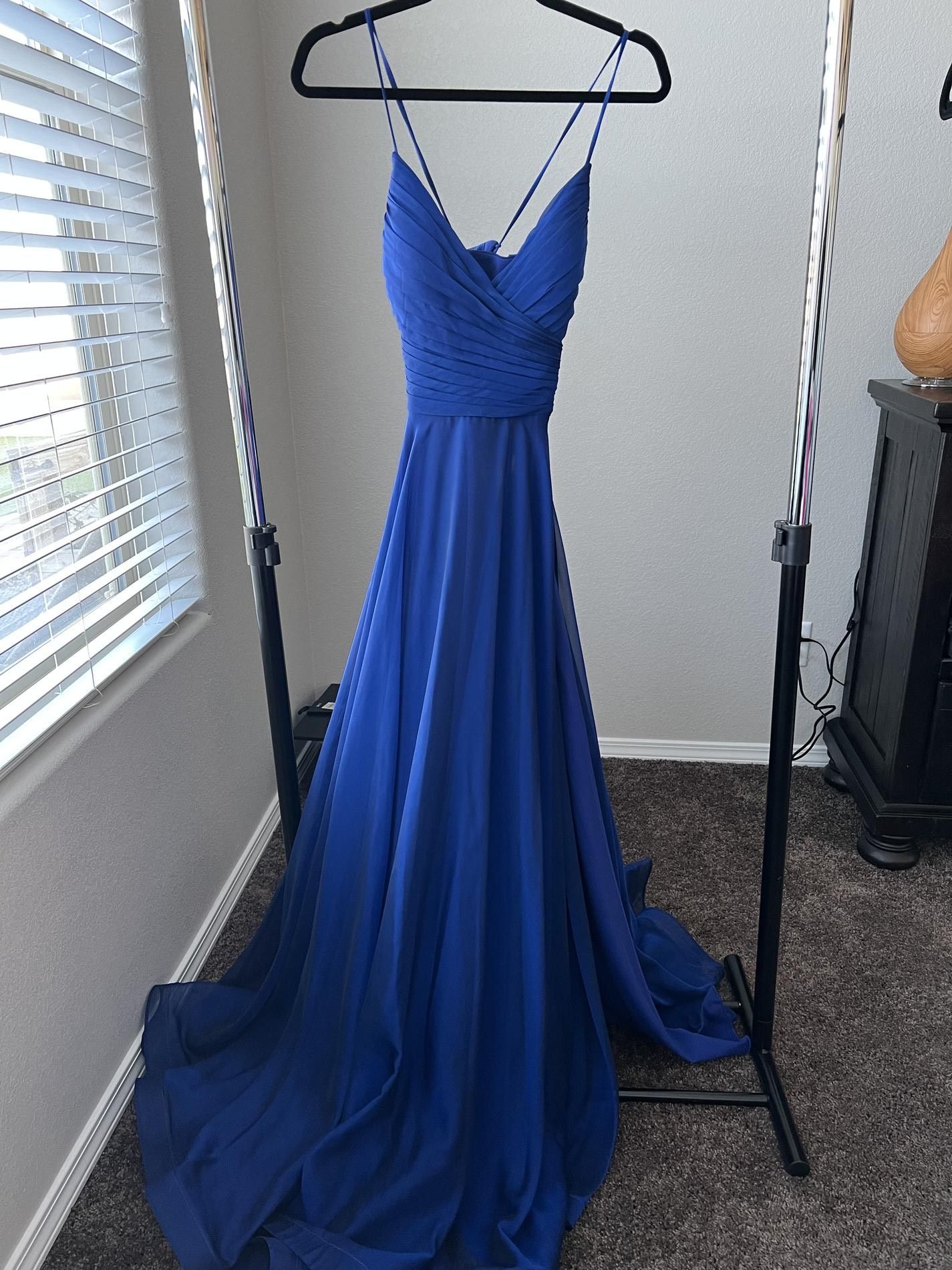 La Femme Royal Blue Size 6 Floor Length A-line Dress on Queenly