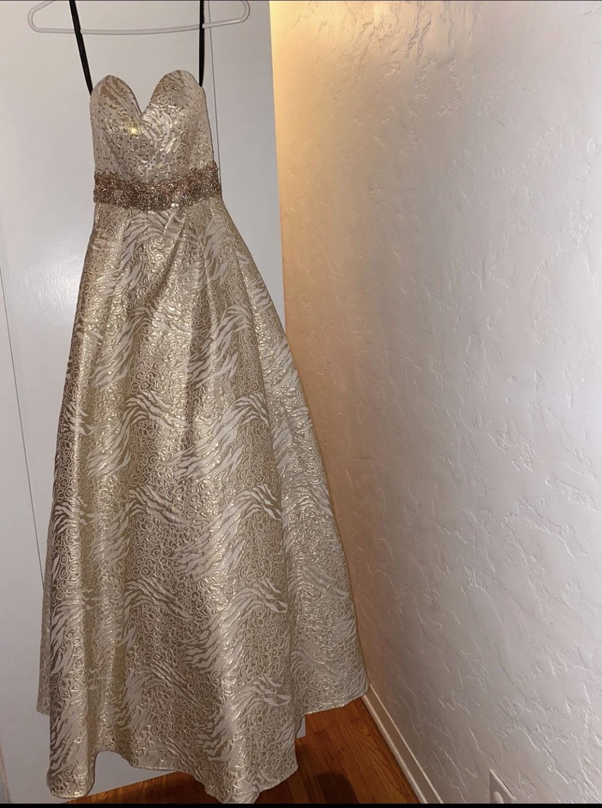 Size 00 Gold Ball Gown on Queenly