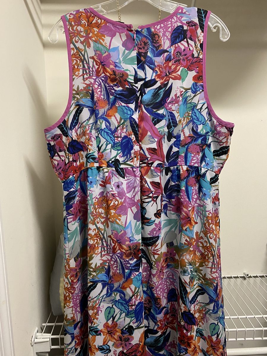 Plus Size 16 Floral Multicolor Floor Length Maxi on Queenly