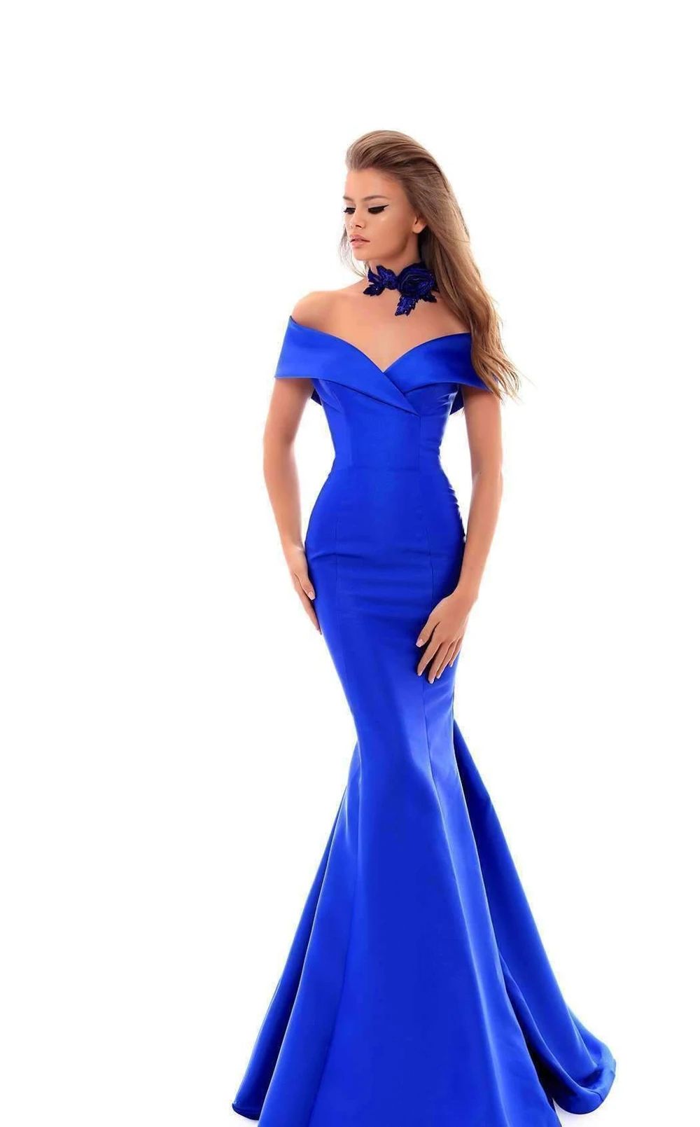 Tarik Ediz Formal Gown Blue Size 4 Floor Length Prom Mermaid Dress on Queenly