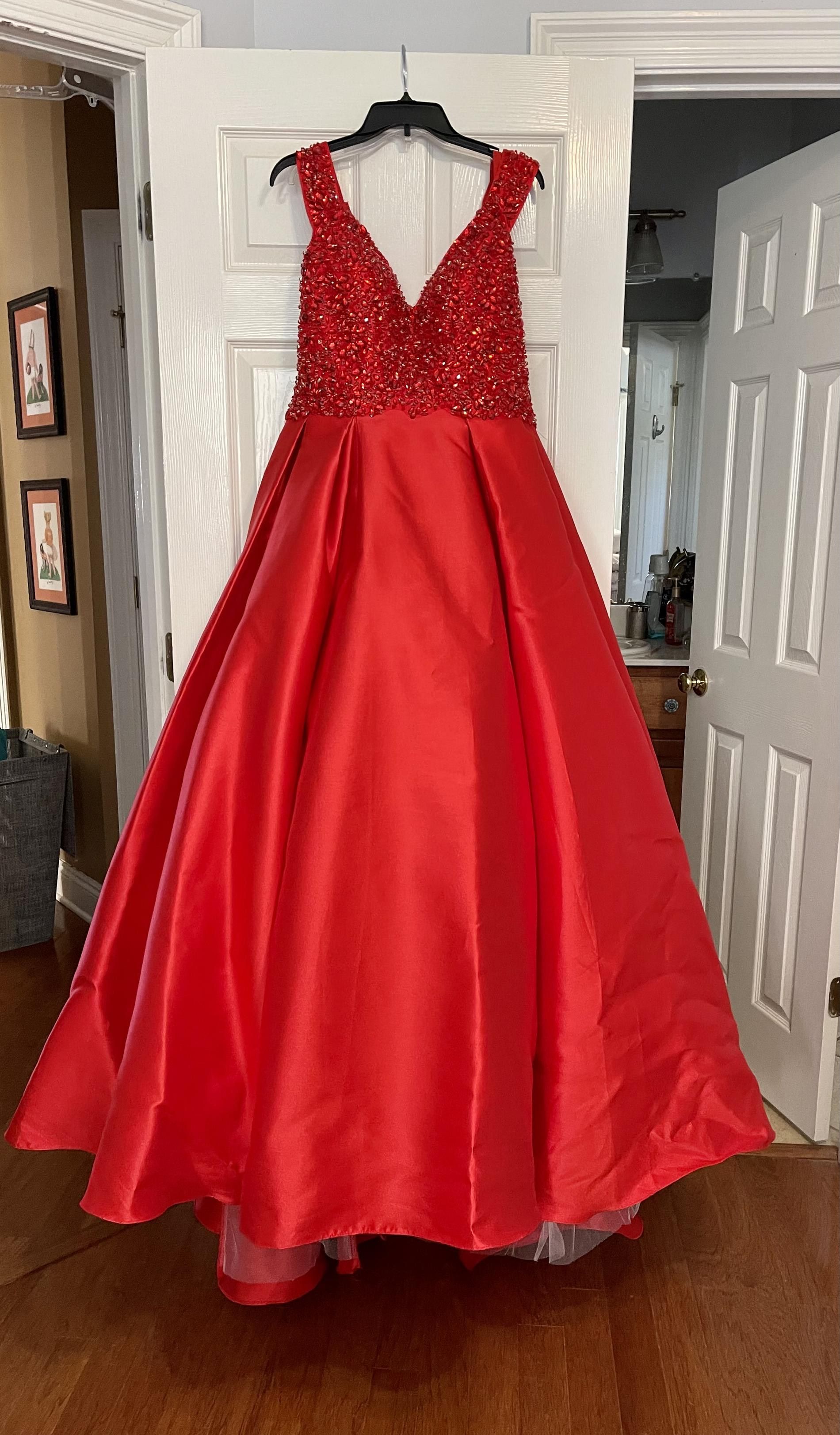 Mac Duggal Size 10 Red A-line Dress on Queenly