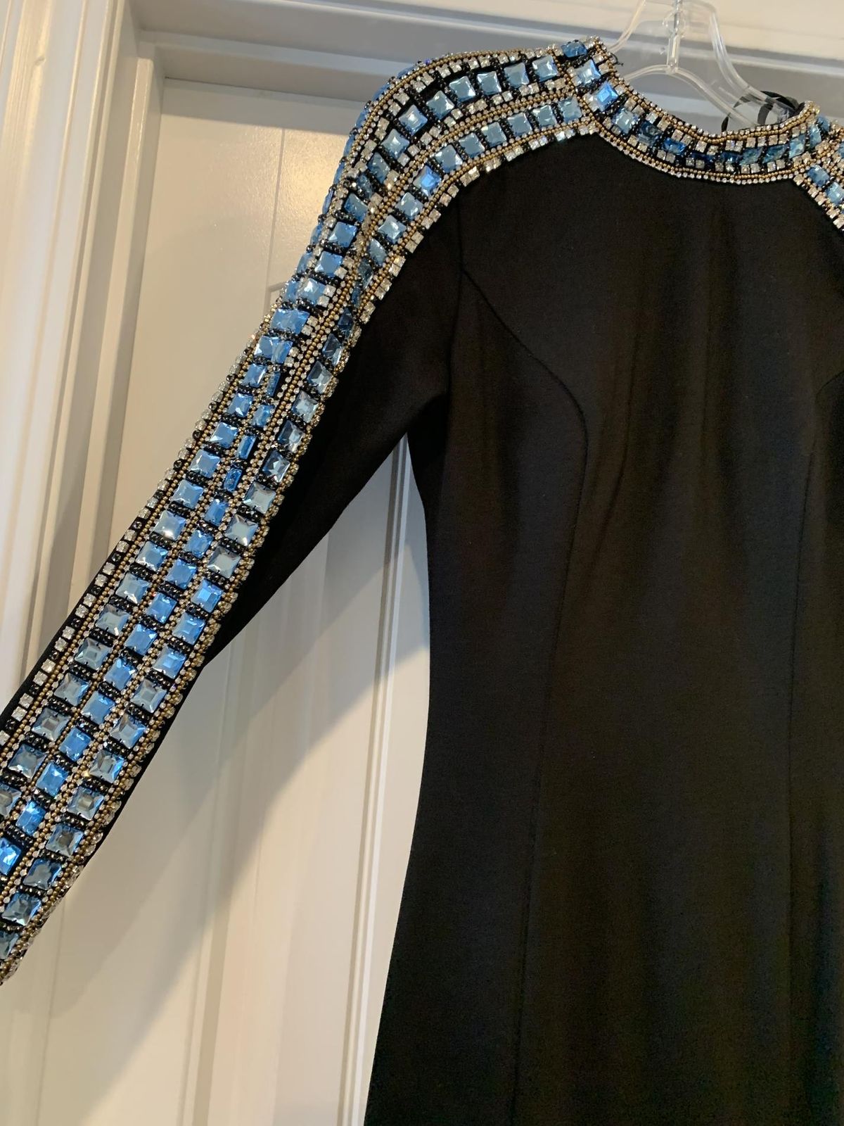Sherri Hill Size 4 Prom Long Sleeve Velvet Black Floor Length Maxi on Queenly