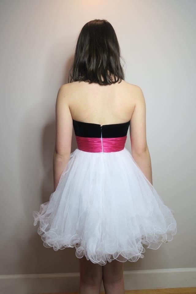 Sherri Hill Size 2 Prom Strapless Velvet Hot Pink Cocktail Dress on Queenly