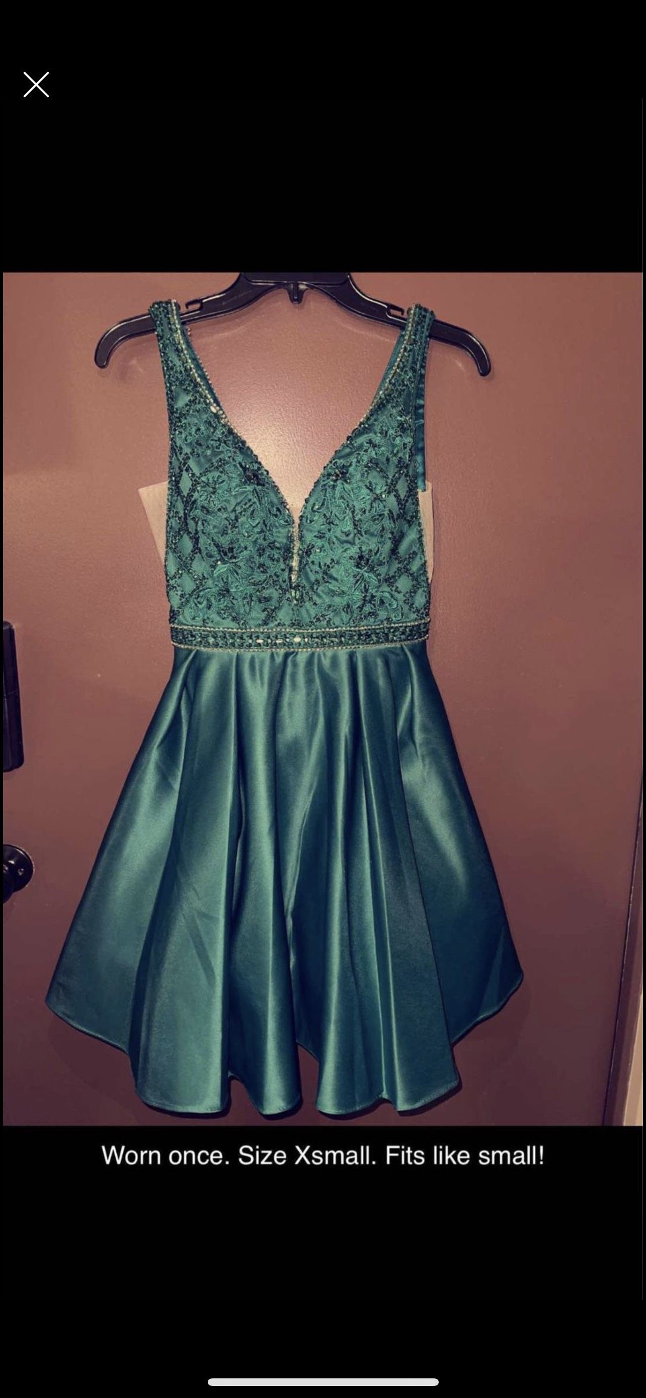 Size 2 Green A-line Dress on Queenly