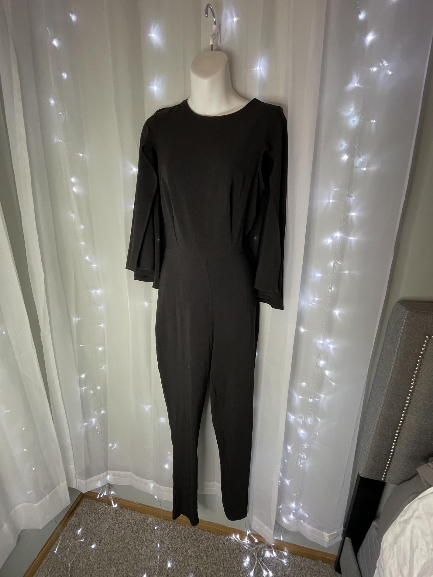 Size 2 Black Formal Jumpsuit on Queenly