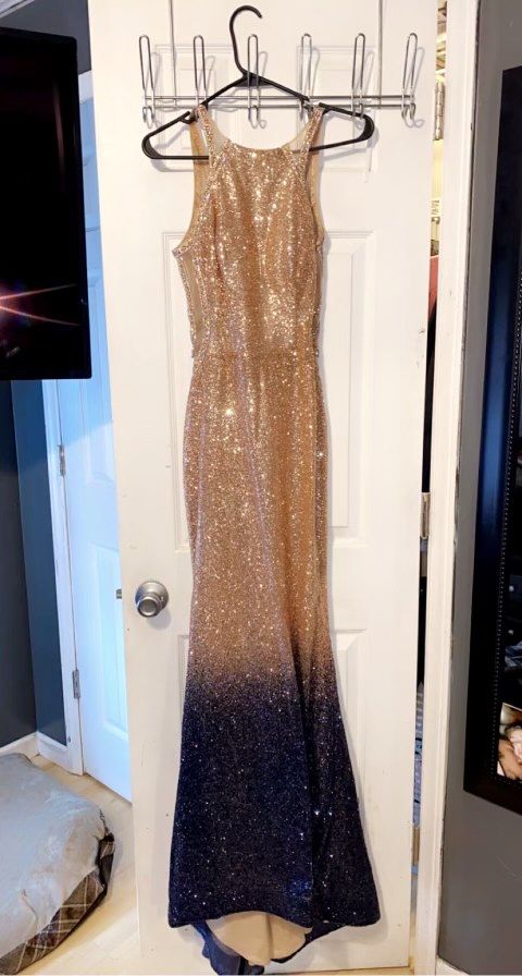 Size 2 Prom High Neck Navy Gold Floor Length Maxi on Queenly