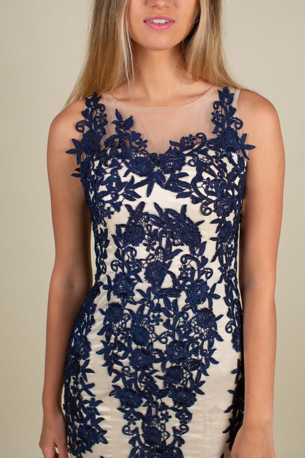 Vilavi Size 2 High Neck Lace Navy Blue Mermaid Dress on Queenly