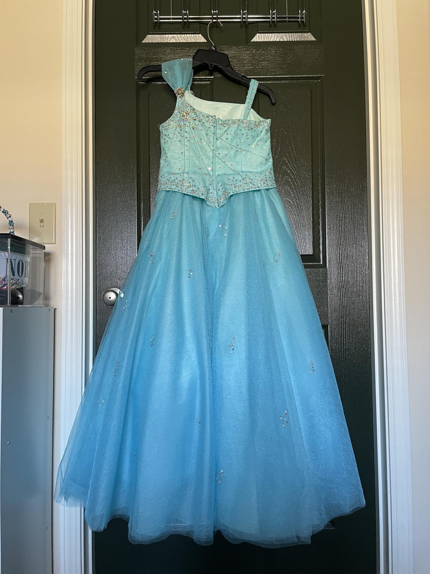 Unique Fashion Girls Size 12 Light Blue A-line Dress on Queenly