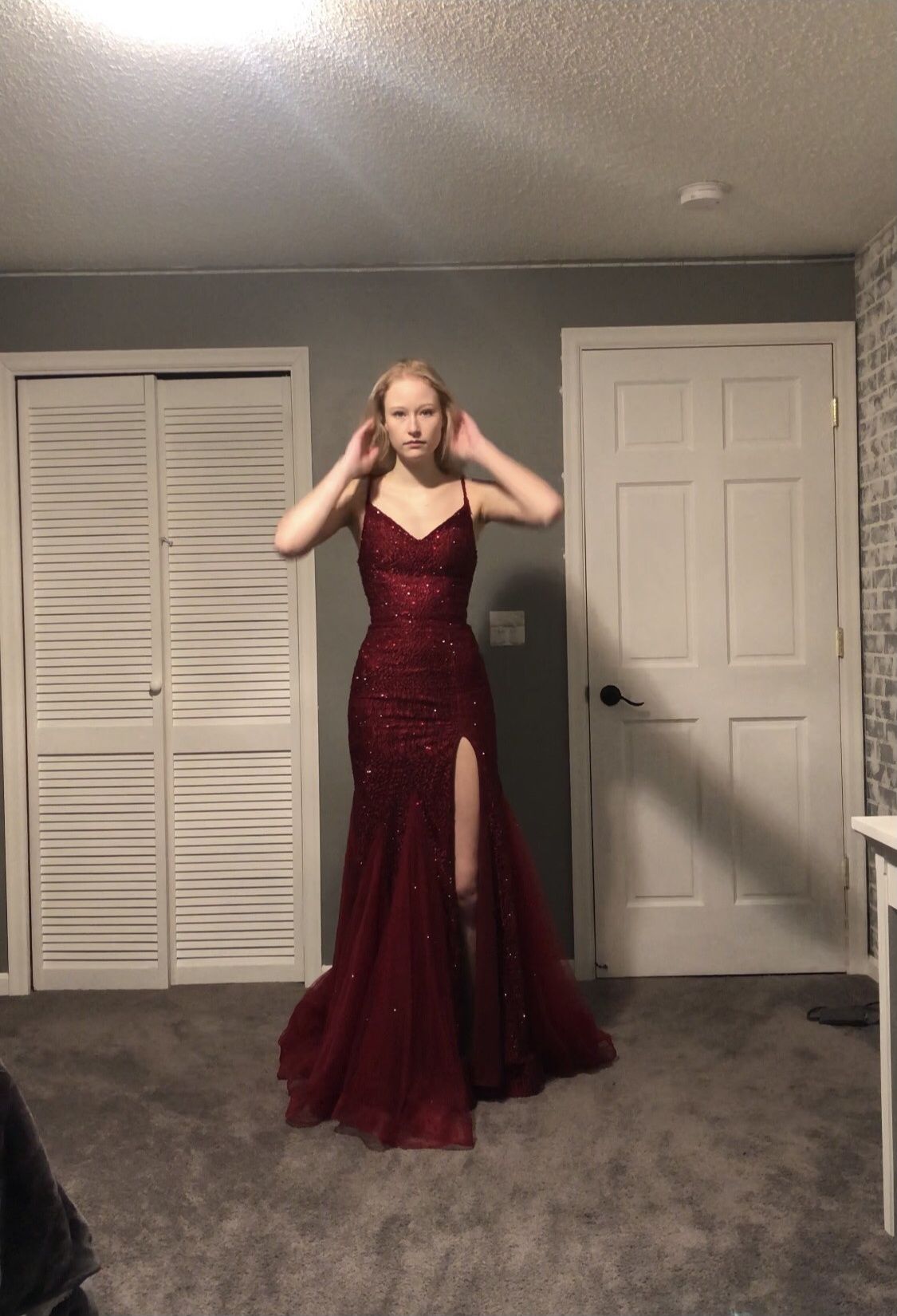 Ellie Wilde Size 0 Prom Red Mermaid Dress on Queenly