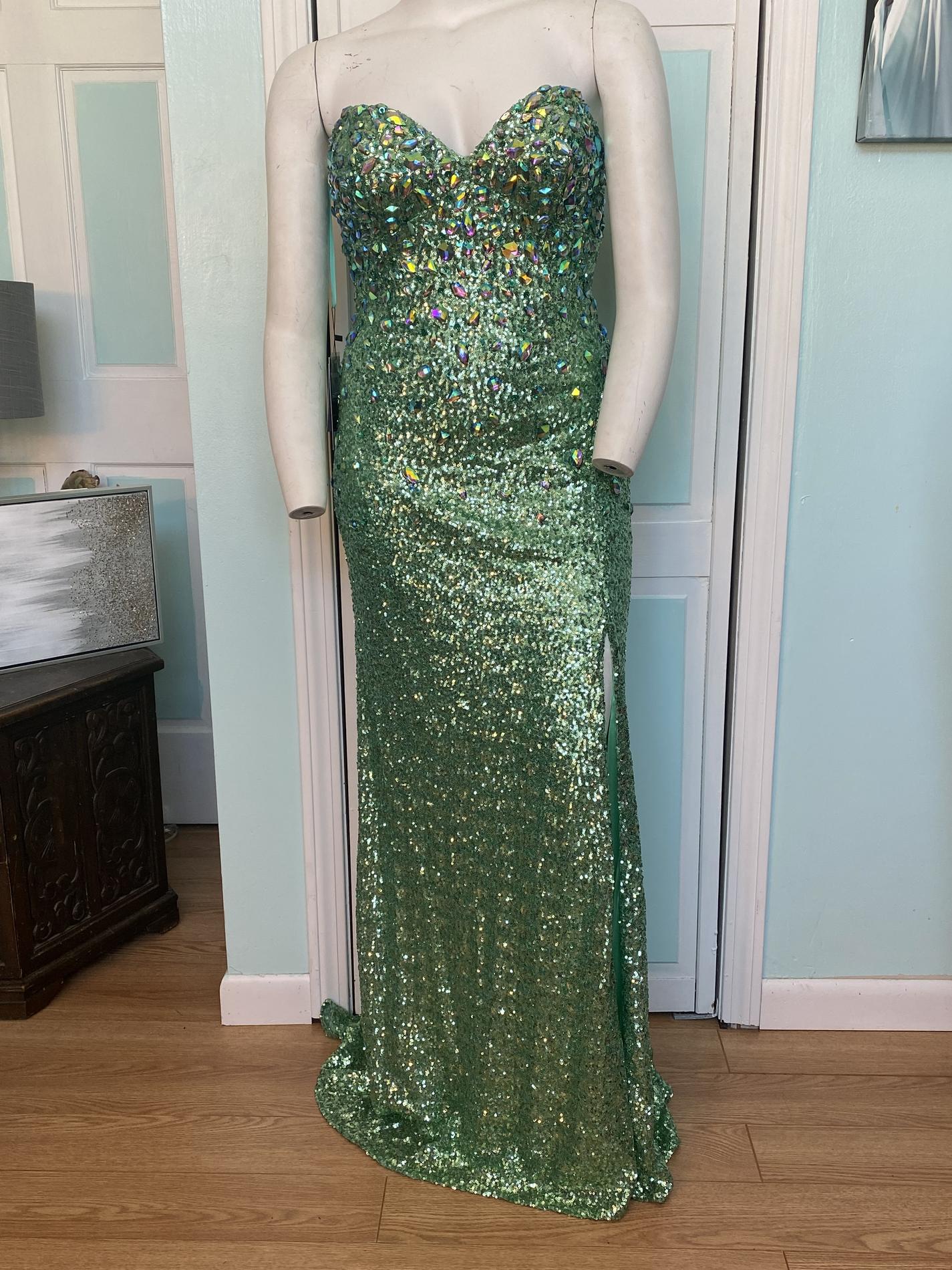 Vienna Size 14 Prom Green Mermaid Dress on Queenly
