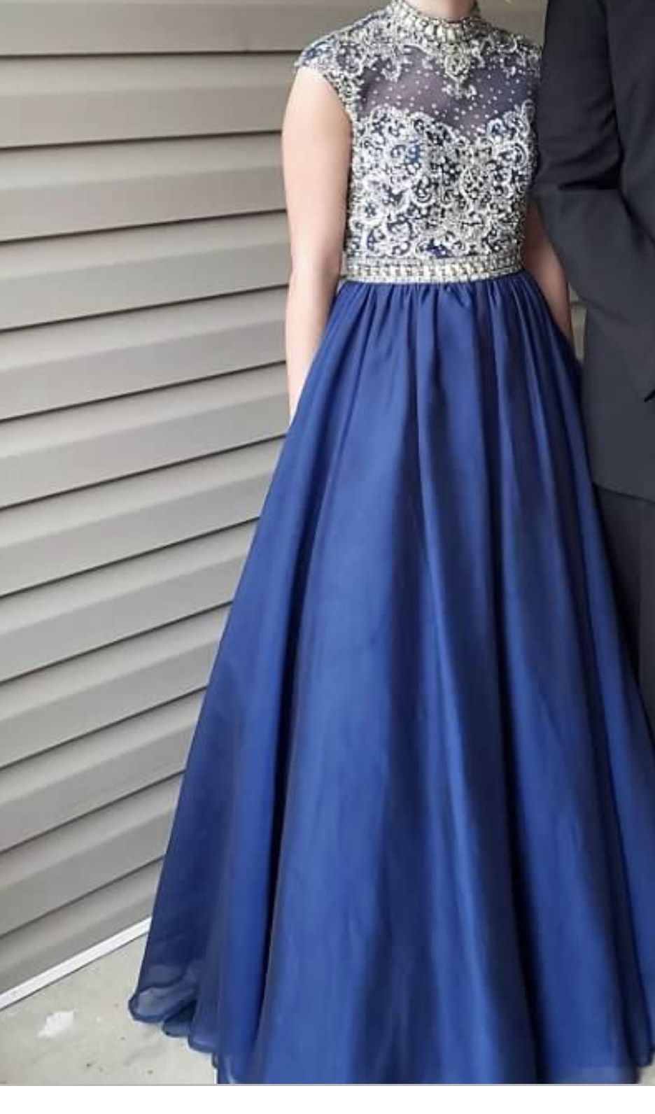 Size 0 Blue Ball Gown on Queenly