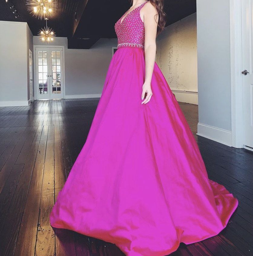 Jovani Size 8 Pink Ball Gown on Queenly