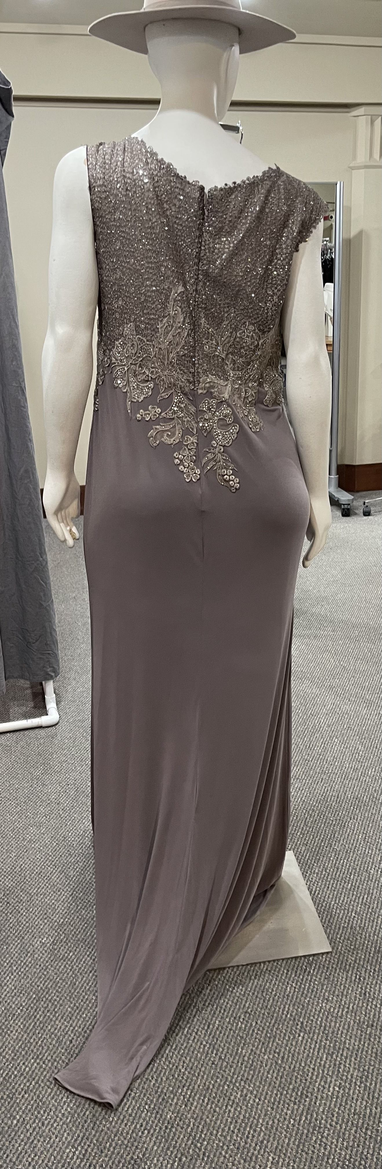 Dave and Johnny Plus Size 20 Nude Floor Length Maxi on Queenly