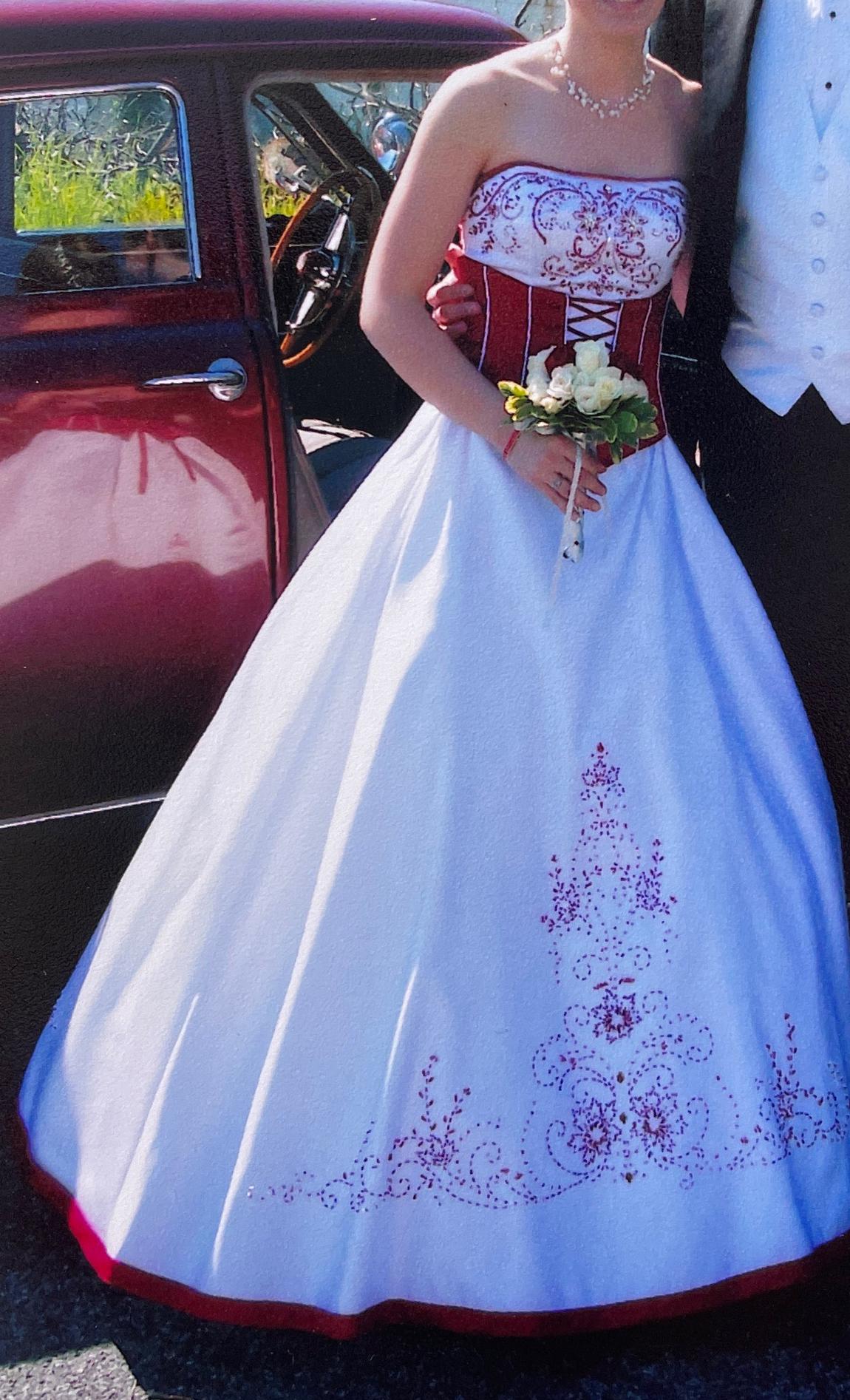 Mary’s Size 6 Prom Sequined Red Ball Gown on Queenly