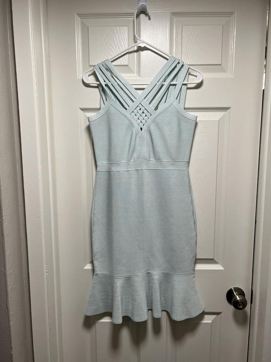 Venus Size 4 Light Blue Cocktail Dress on Queenly