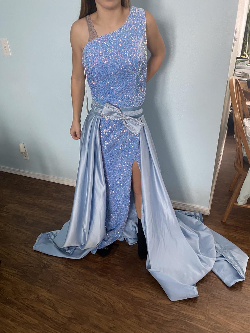 Size 0 One Shoulder Sequined Light Blue Floor Length Maxi on Queenly