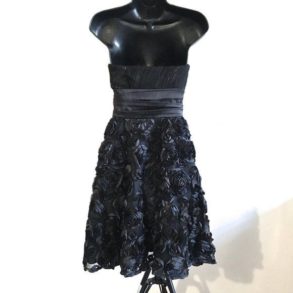 Style Never Altered White House Black Market Size 00 Prom Strapless Satin Black A-line Dress on Queenly