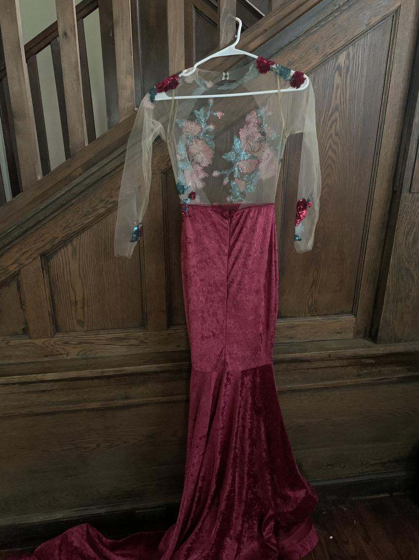 Size 4 Velvet Red Mermaid Dress on Queenly