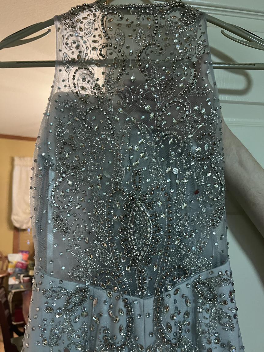 Size 0 Prom Sequined Silver Mermaid Dress on Queenly
