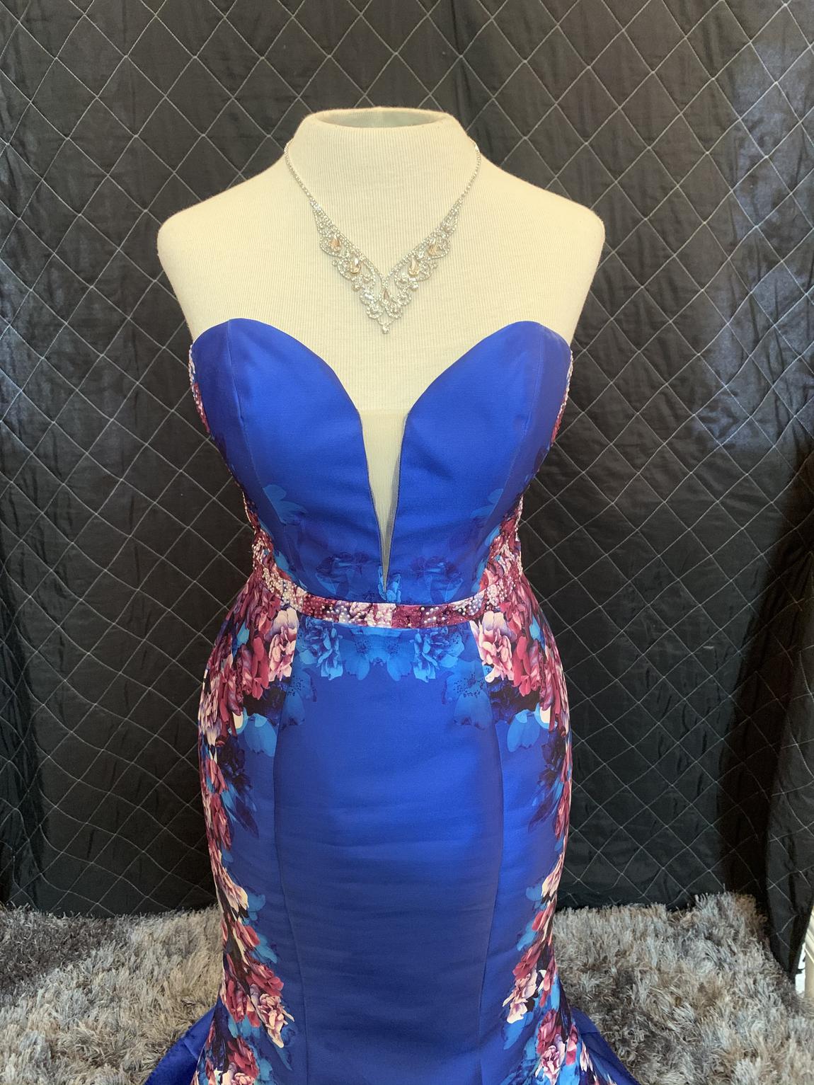 Ellie Wilde Size 4 Prom Blue Mermaid Dress on Queenly