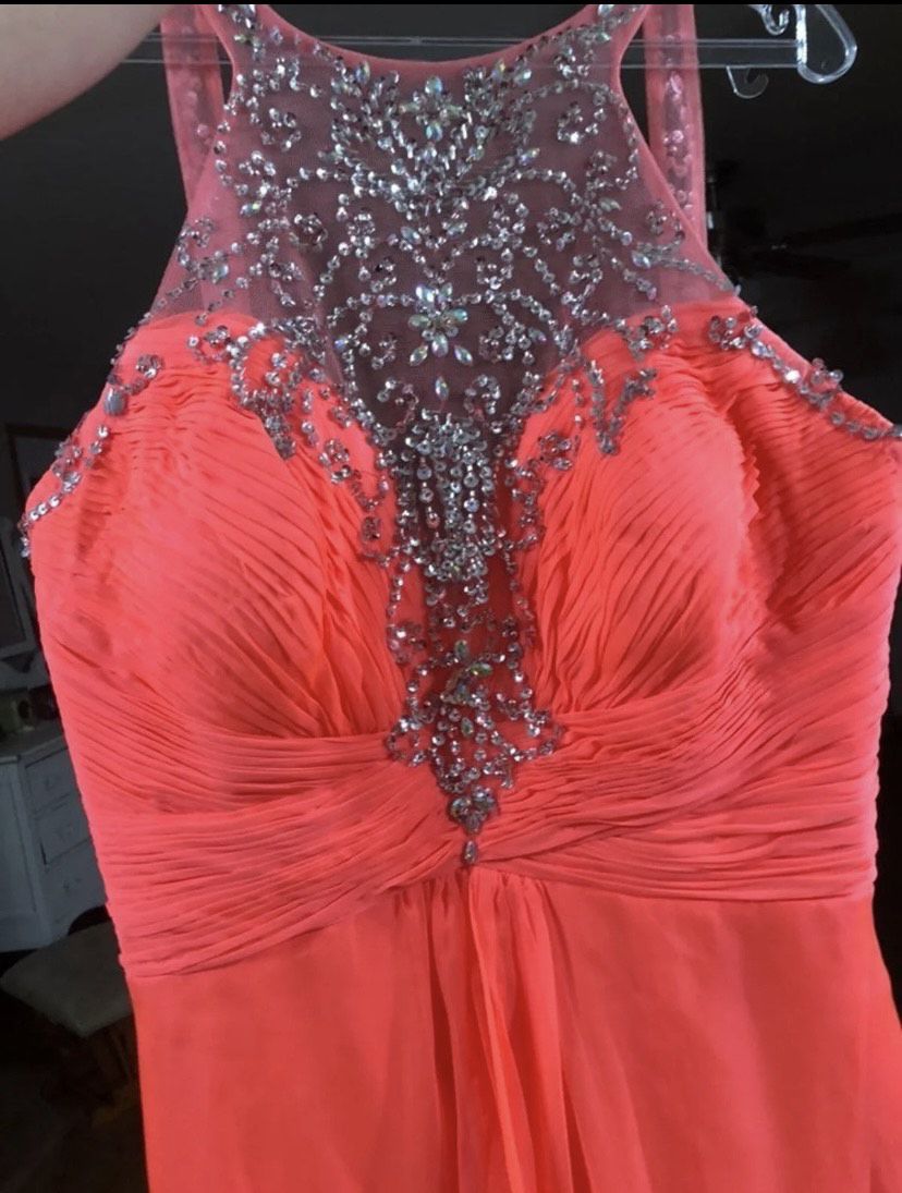Mac Duggal Size 14 Coral Floor Length Maxi on Queenly
