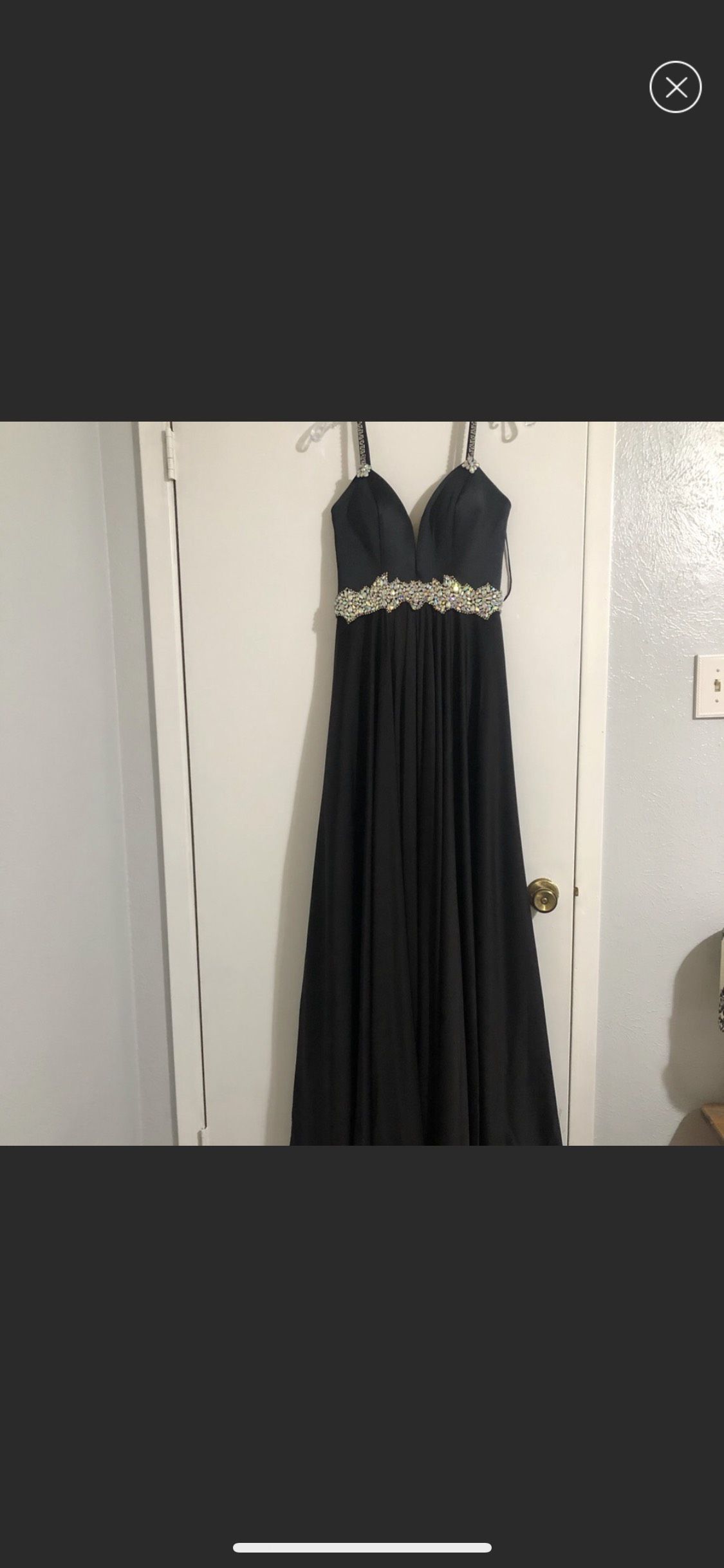 Size 4 Homecoming Black Dress With Train on Queenly
