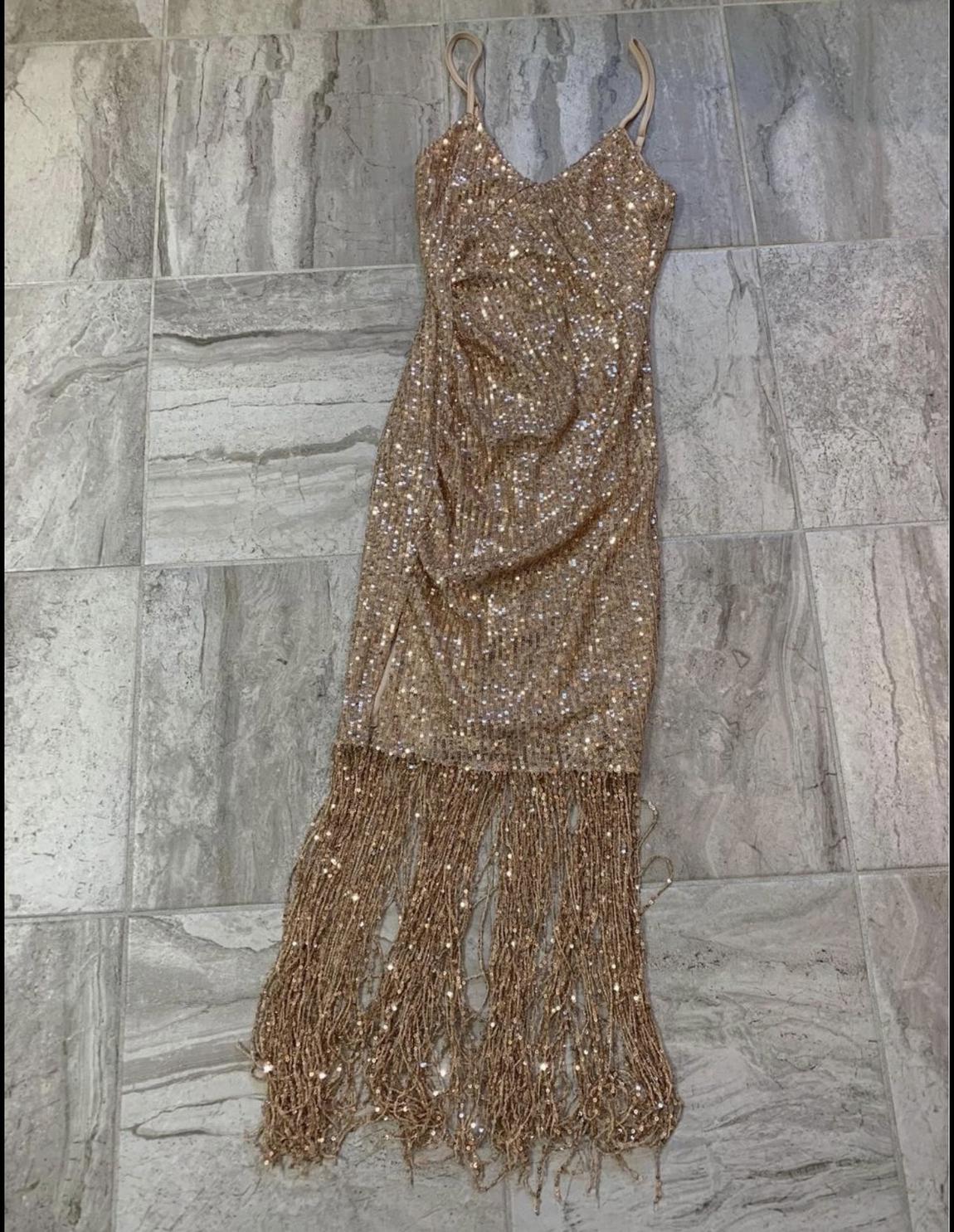 Size 0 Homecoming Sequined Gold Side Slit Dress on Queenly