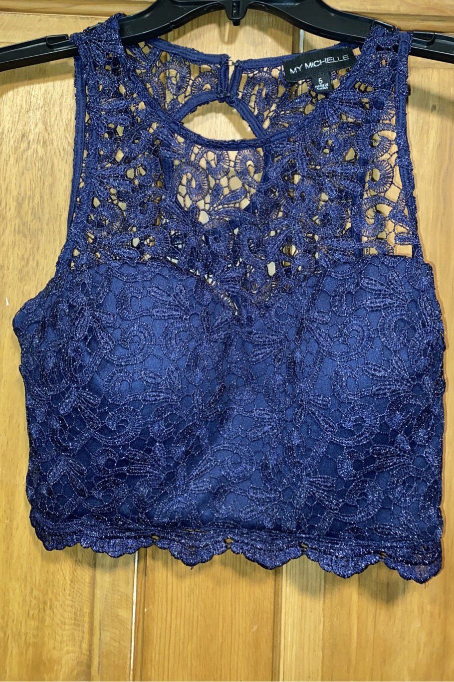 Size 6 Lace Blue Cocktail Dress on Queenly