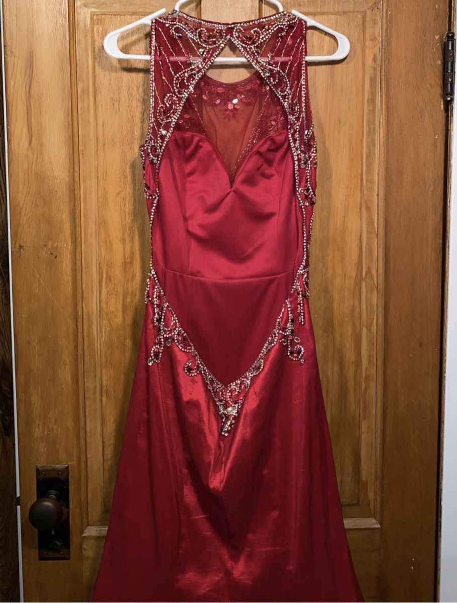 Size 12 Prom Sequined Red Mermaid Dress on Queenly