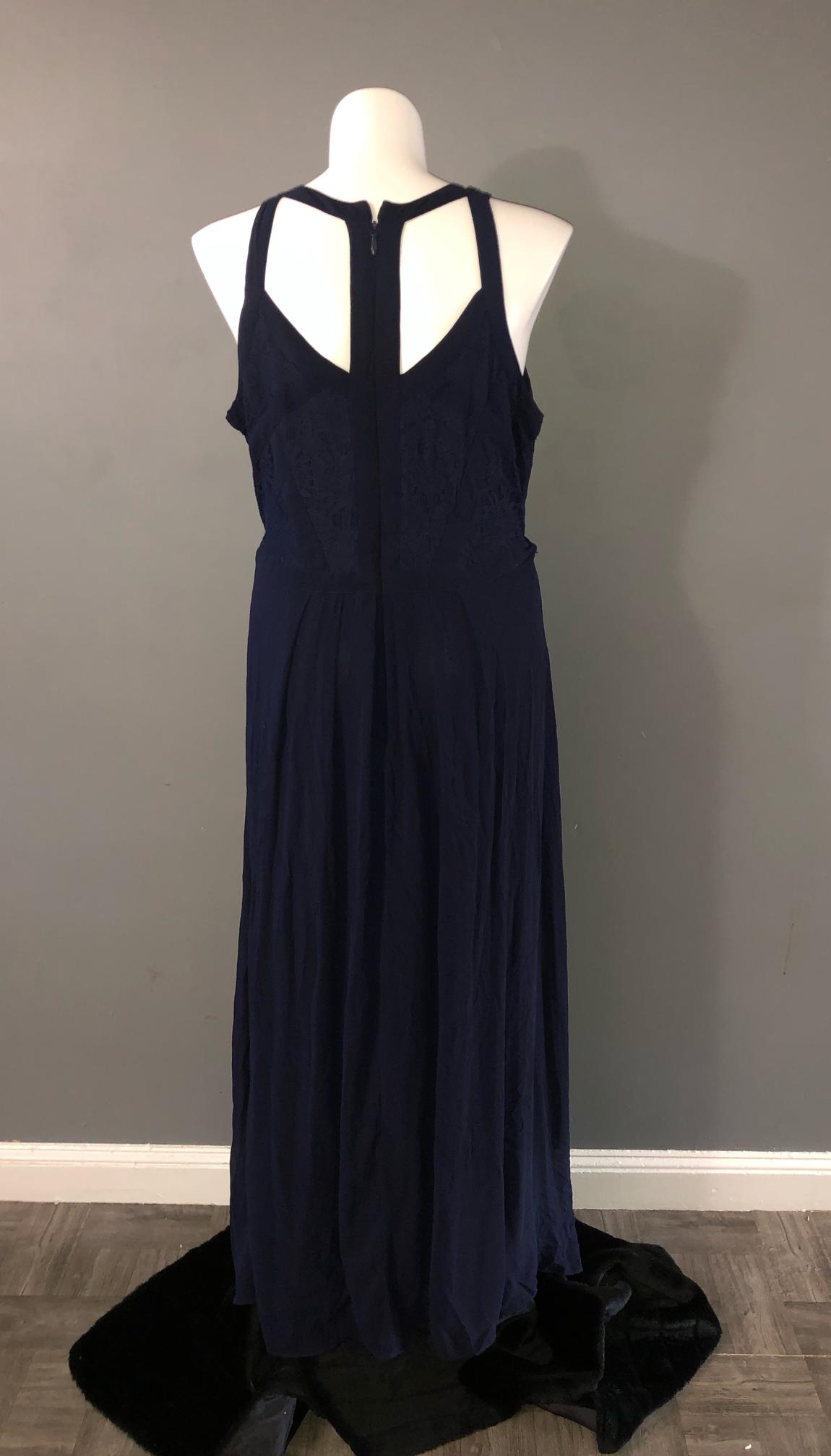 Plus Size 22 Sheer Navy Blue Floor Length Maxi on Queenly
