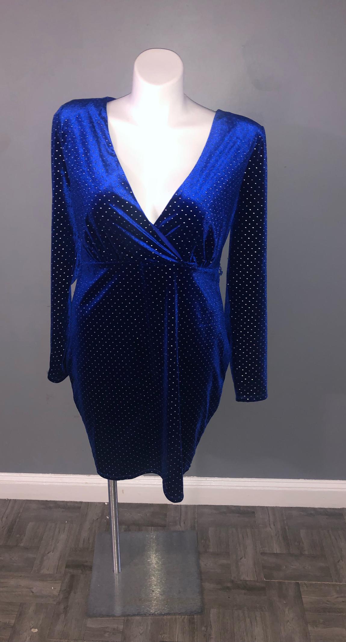Plus Size 18 Velvet Royal Blue Cocktail Dress on Queenly