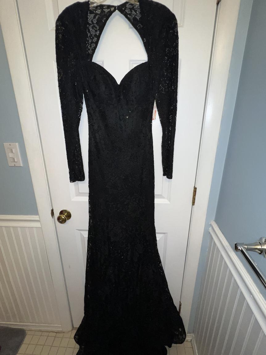 Sherri Hill Size 0 Prom Plunge Lace Black Mermaid Dress on Queenly
