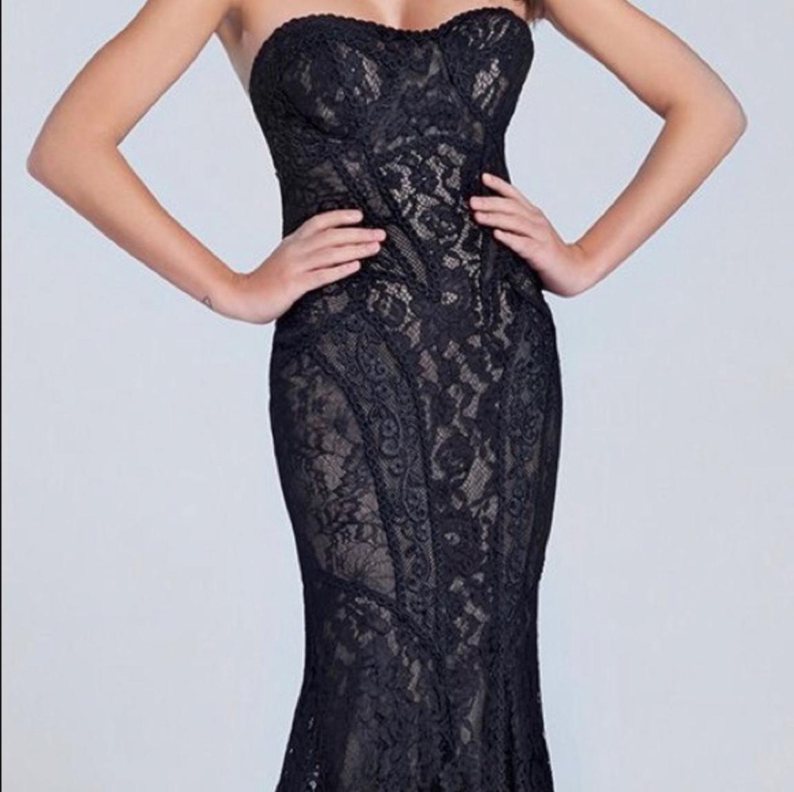 Ellie Wilde Plus Size 20 Prom Strapless Lace Black Mermaid Dress on Queenly