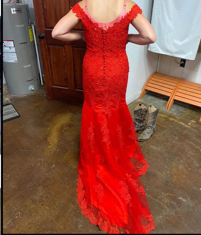 Size 12 Prom Red Mermaid Dress on Queenly