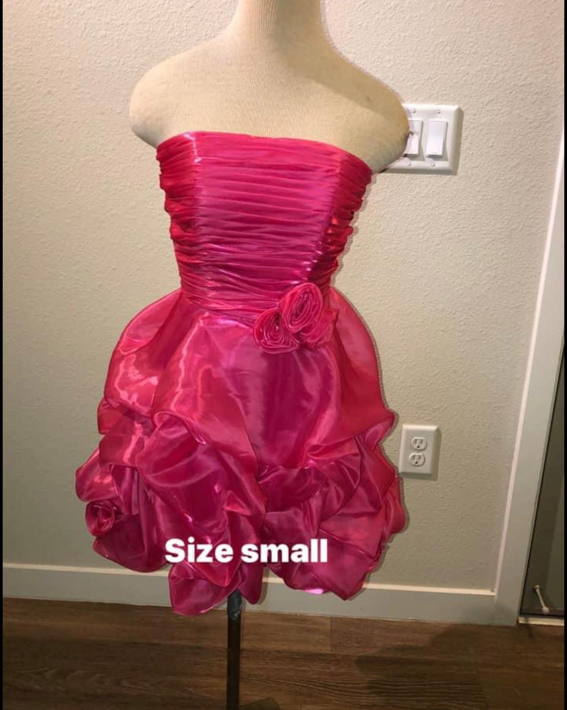 Size 2 Homecoming Strapless Hot Pink Cocktail Dress on Queenly