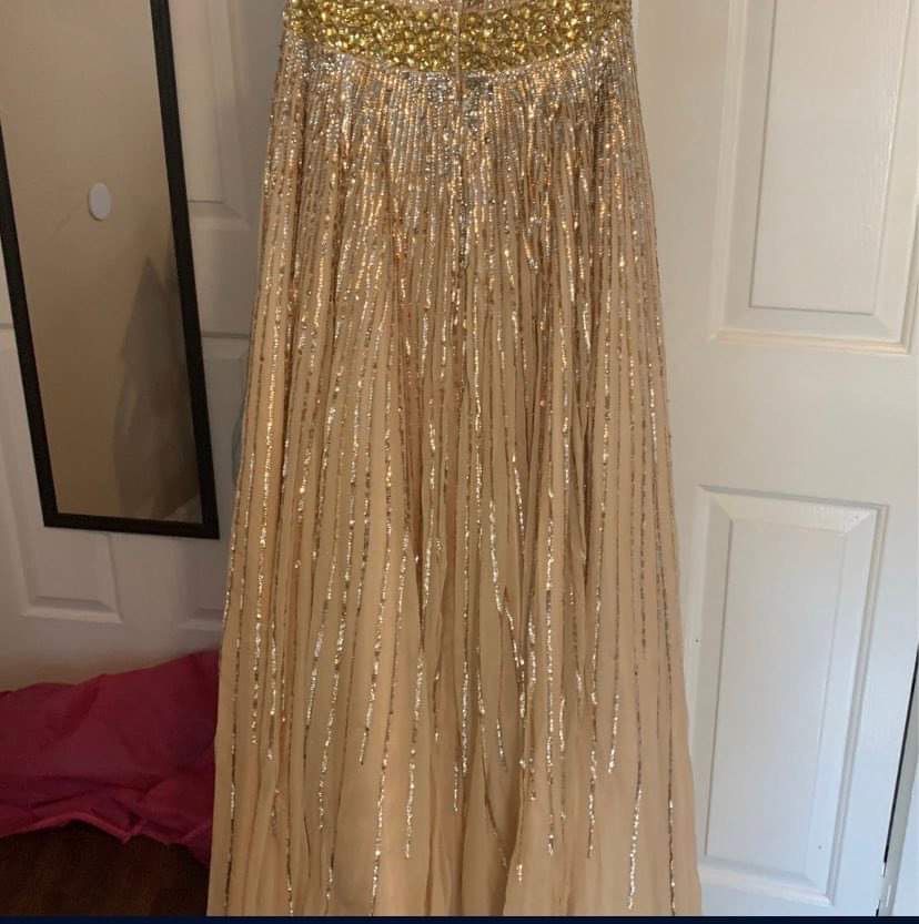 Sherri Hill Size 8 Prom Strapless Sequined Gold Dress With Train on Queenly