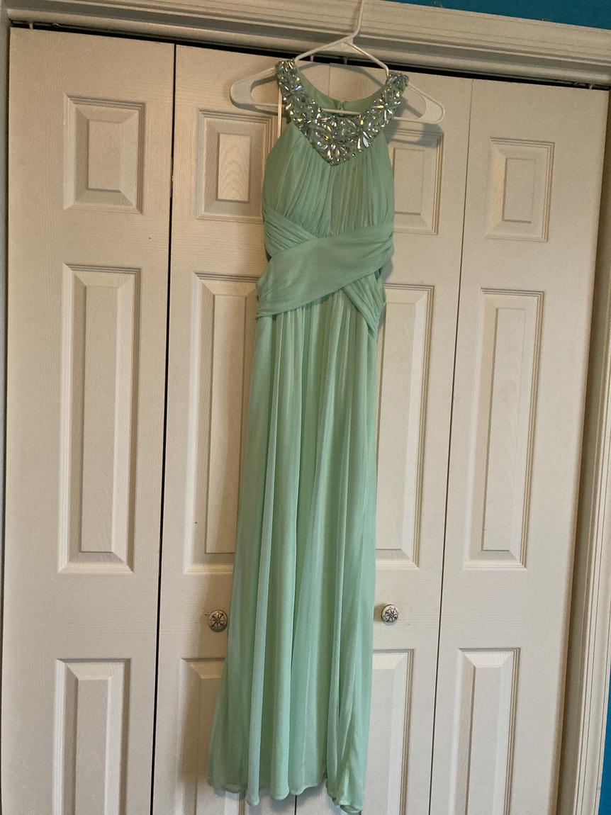 Size 2 Prom Sequined Light Green Floor Length Maxi on Queenly