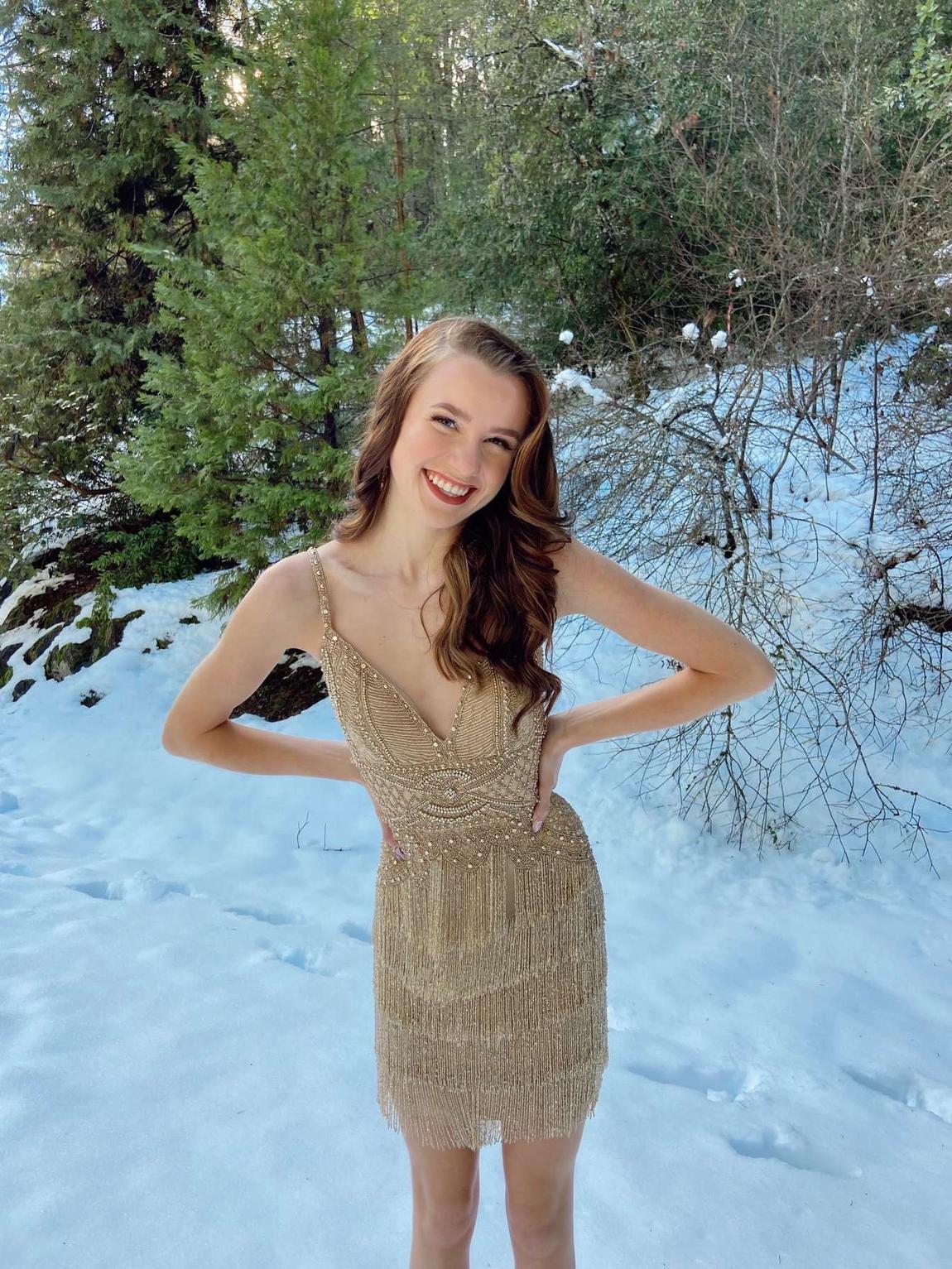 Sherri Hill Size 0 Gold Cocktail Dress on Queenly